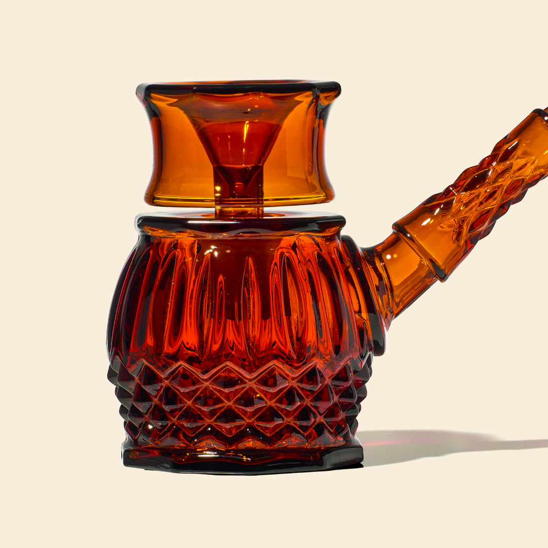 #color_baltic-amber