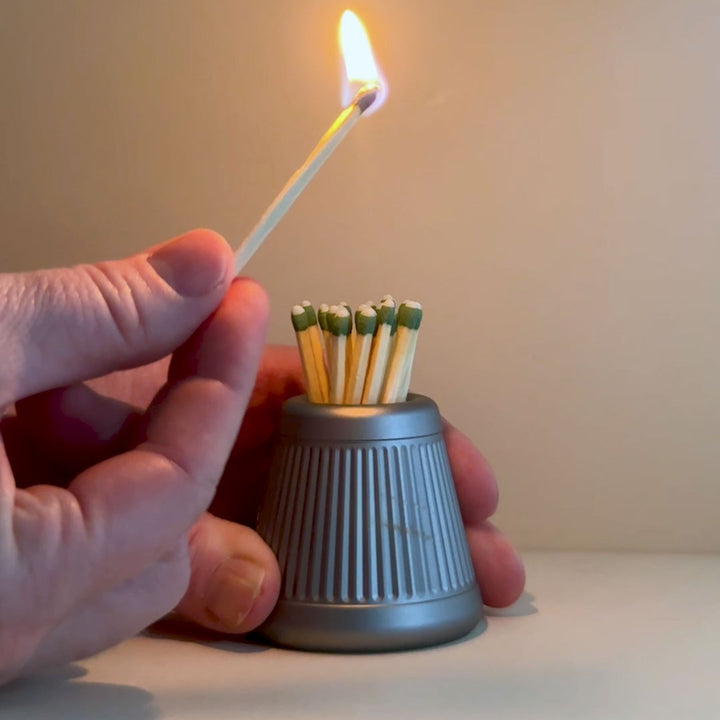 #material_aluminum-gunmetal